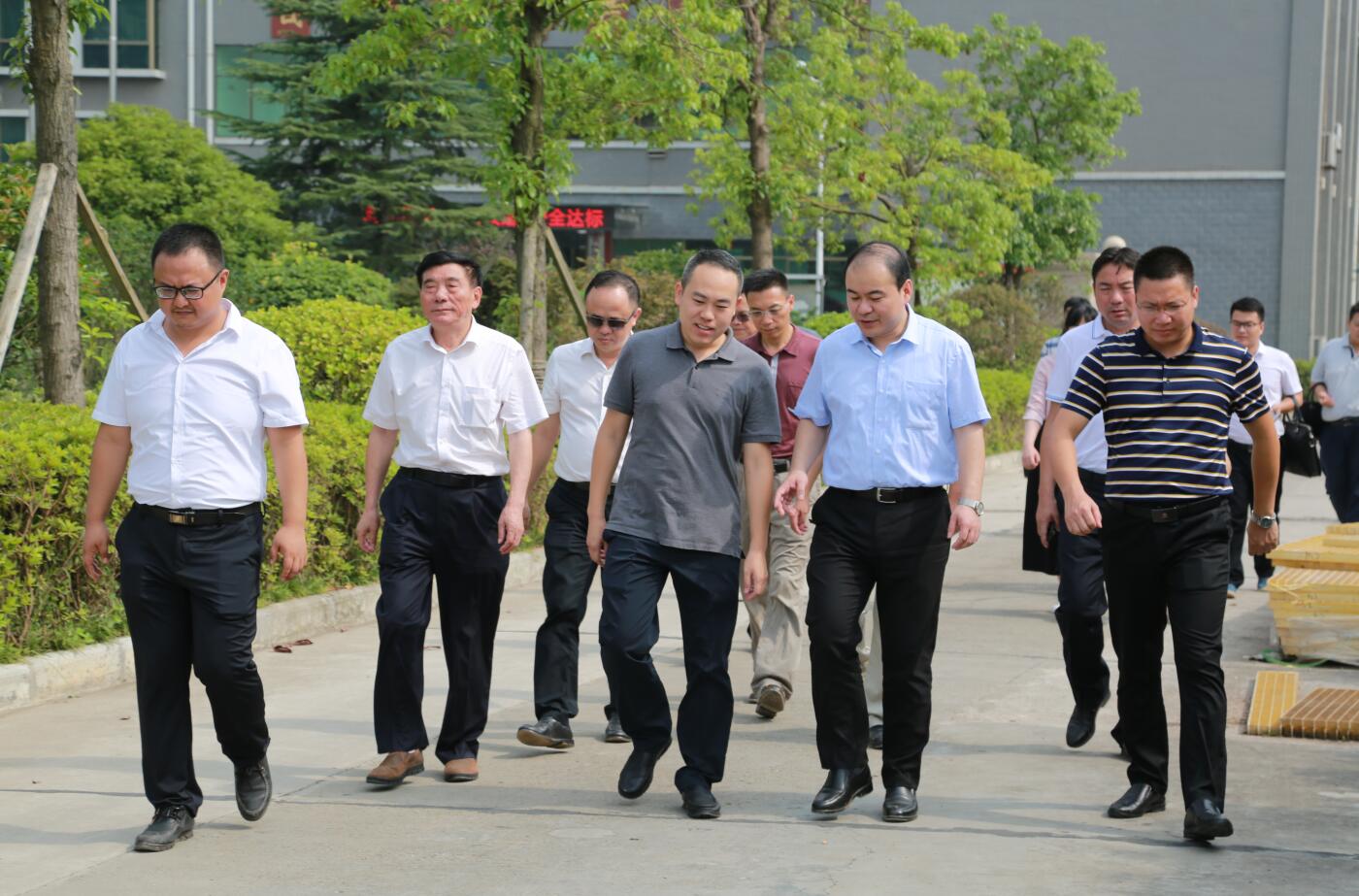 2018年7月，市委常委副市长朱健一行莅临AG手机在线官网_ag（中国）指导.JPG
